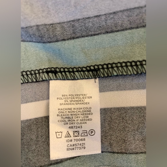 Ann Taylor striped wrap dress. Size XS - Picture 5 of 6